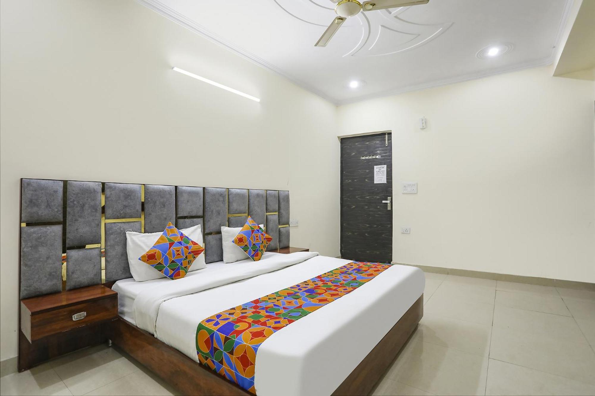 Fabexpress Asp Royal Residency Inn- Janakpuri Delhi  Exterior foto