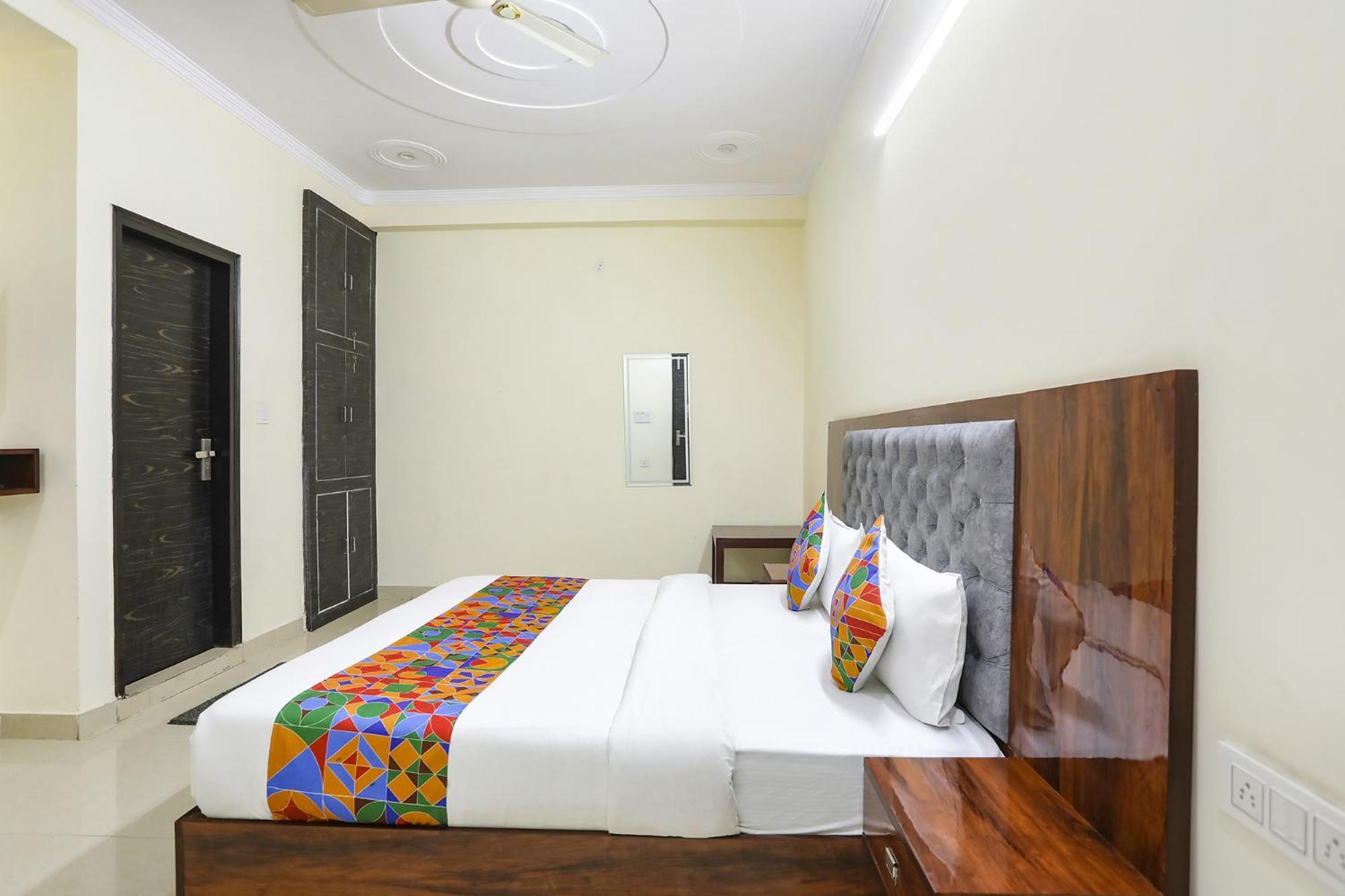 Fabexpress Asp Royal Residency Inn- Janakpuri Delhi  Exterior foto