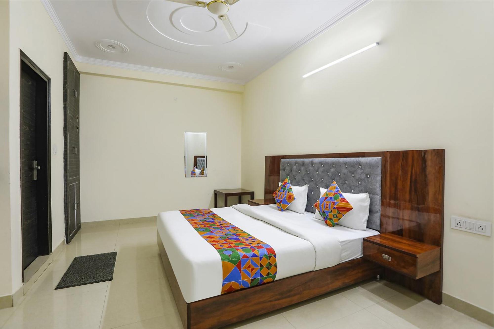 Fabexpress Asp Royal Residency Inn- Janakpuri Delhi  Exterior foto