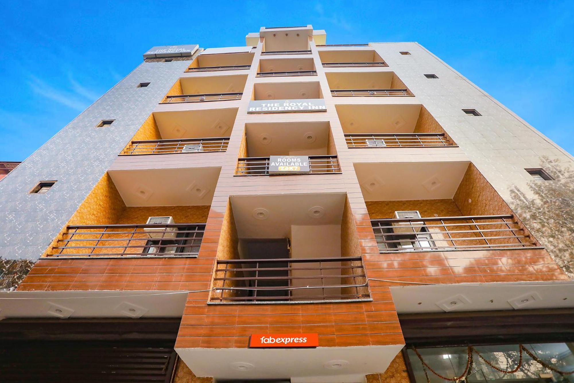 Fabexpress Asp Royal Residency Inn- Janakpuri Delhi  Exterior foto