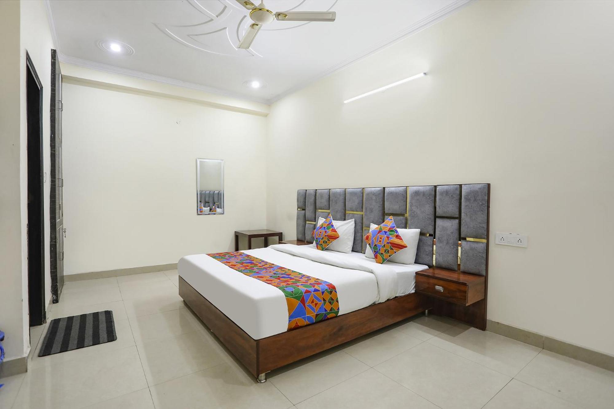 Fabexpress Asp Royal Residency Inn- Janakpuri Delhi  Exterior foto
