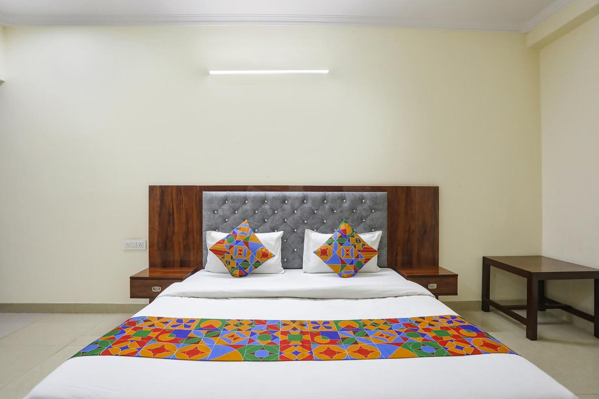 Fabexpress Asp Royal Residency Inn- Janakpuri Delhi  Exterior foto