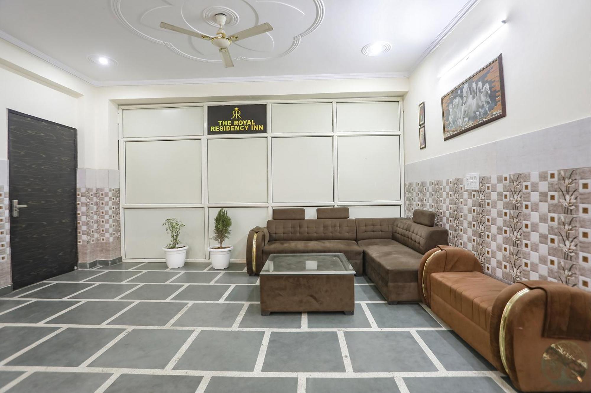 Fabexpress Asp Royal Residency Inn- Janakpuri Delhi  Exterior foto