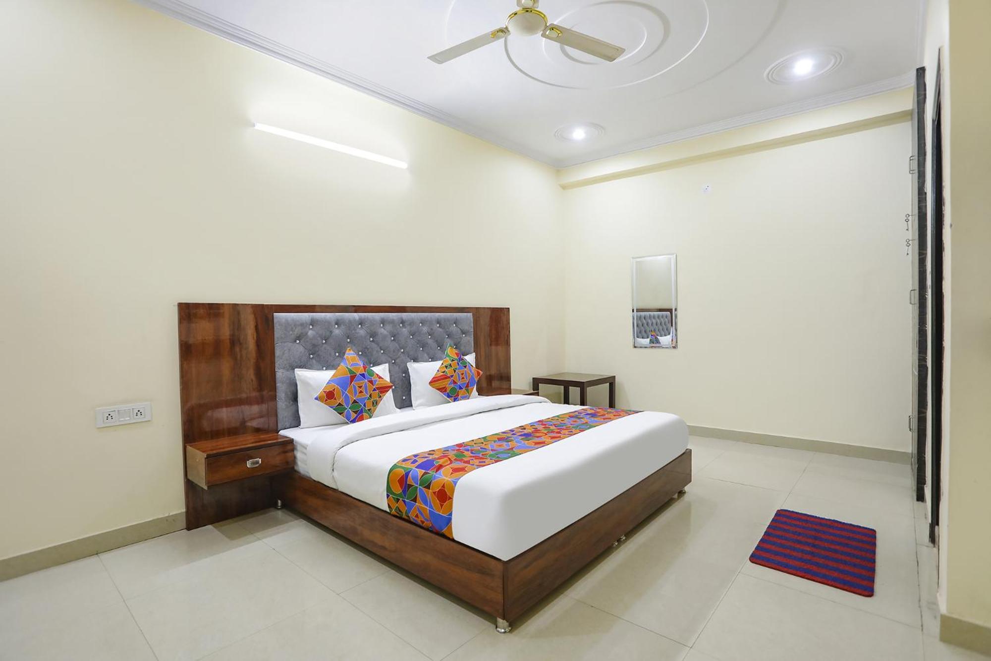 Fabexpress Asp Royal Residency Inn- Janakpuri Delhi  Exterior foto